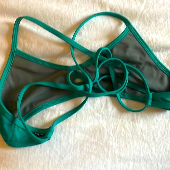 Jolyn top - Picture 2 of 3